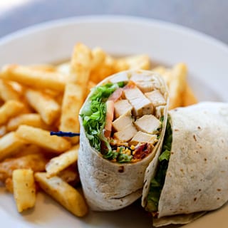 CHICKEN CAESAR WRAP