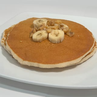 BANANA WALNUT PANCAKES